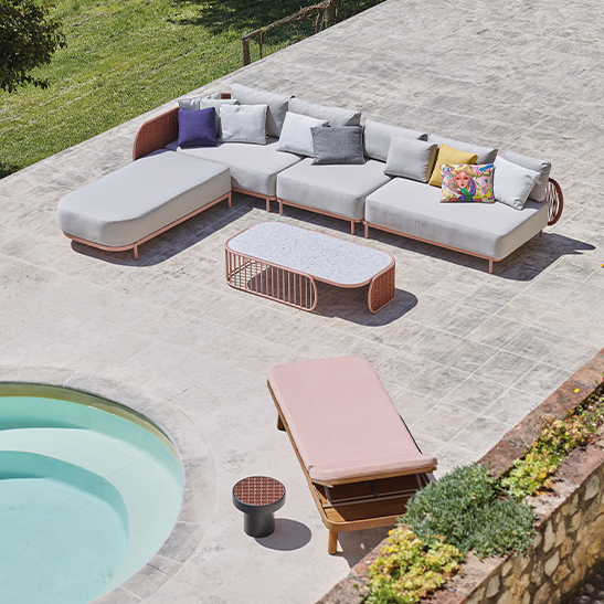 Italian Design Outdoor Furniture: How to Elevate Your Outdoor Space